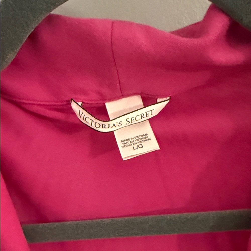 Victoria's Secret Fuchsia Robe - Picture 2 of 6